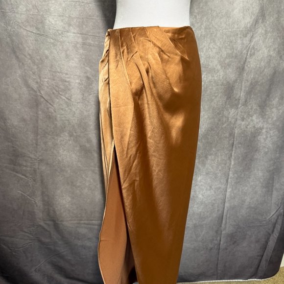 Line & Dot Wrap Skirt Lisa Midi in Satin Ginger Large Champagne NWT - Picture 4 of 4